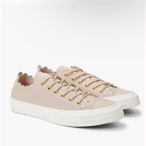 Converse Shoes Women’s Chuck Taylor Scalloped Trainers Blush Leather Size 10
